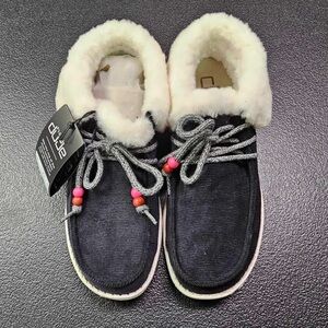 Hey Dude Black Ankle Boots with White Fur Lining